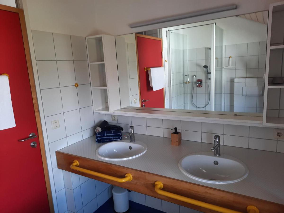Bodensee Apartments Kressbronn "Haus Am Seepark" Крессбронн-ам-Бодензе Екстер'єр фото